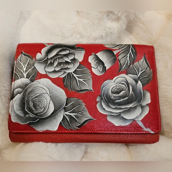 Anna By  Anuschka Hand painted leather Four in one crossbody Color Red